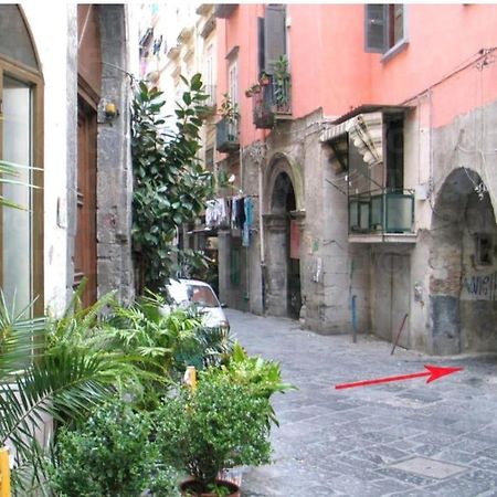 Napoli Centro - Di&Da Guest House ภายนอก รูปภาพ