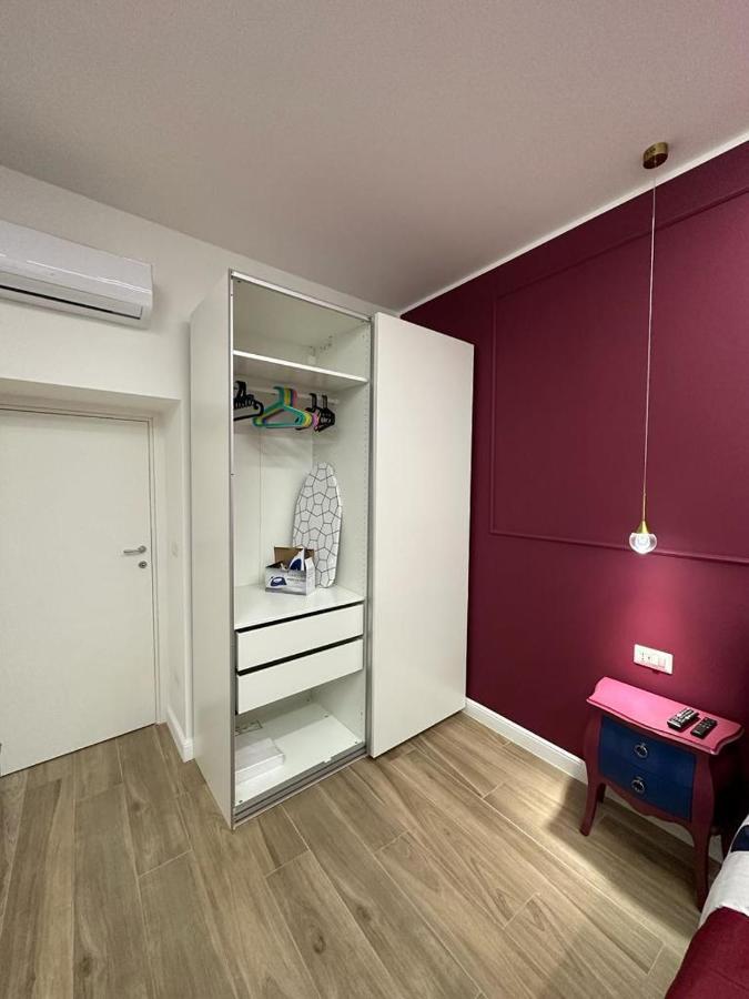 Napoli Centro - Di&Da Guest House ภายนอก รูปภาพ