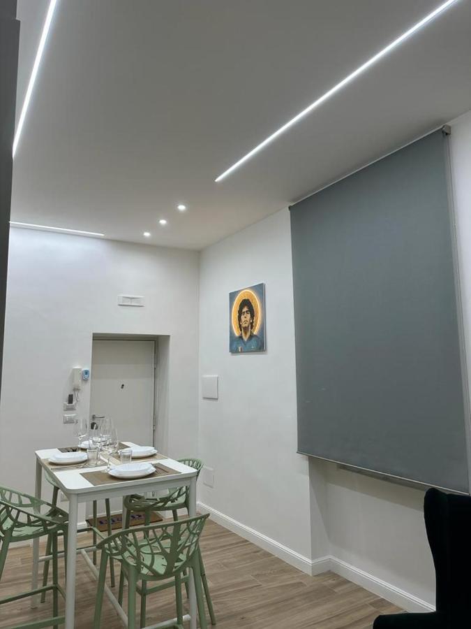 Napoli Centro - Di&Da Guest House ภายนอก รูปภาพ