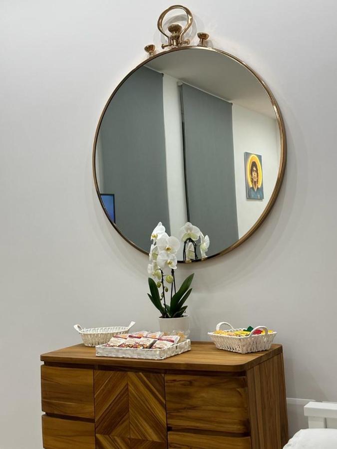 Napoli Centro - Di&Da Guest House ภายนอก รูปภาพ
