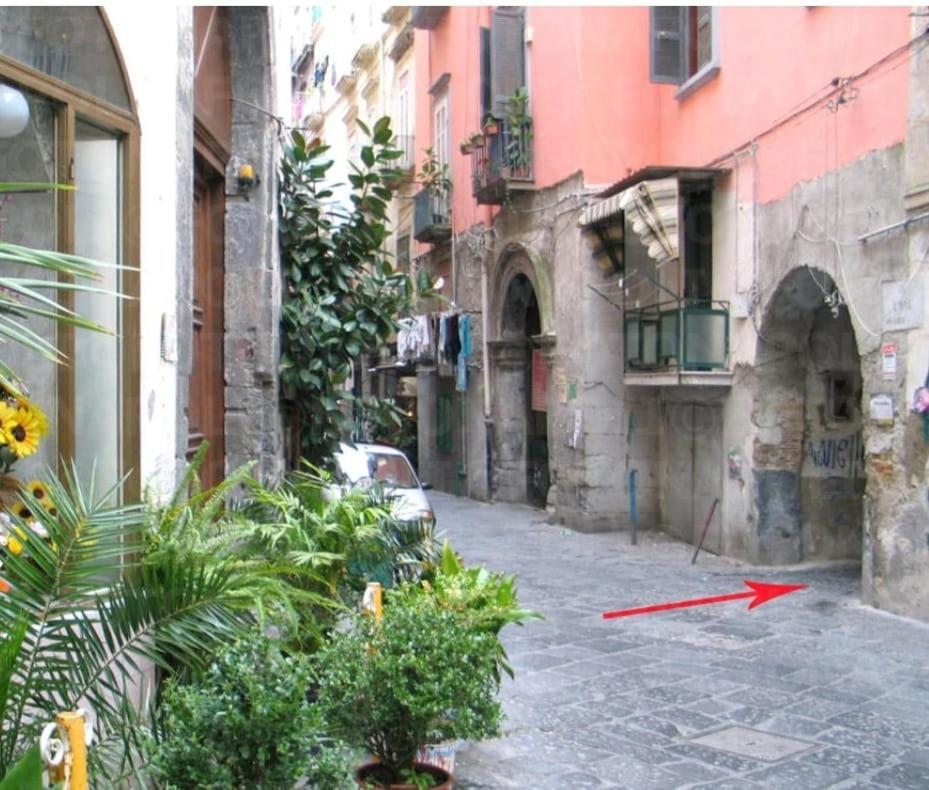 Napoli Centro - Di&Da Guest House ภายนอก รูปภาพ